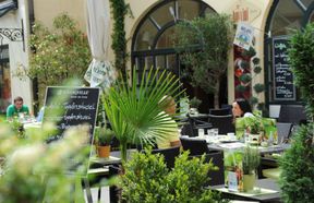 Cafe Bistro Bellini in Villach - Gastgarten