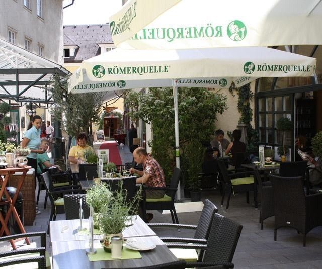 Cafe Bistro Bellini in Villach - Gastgarten